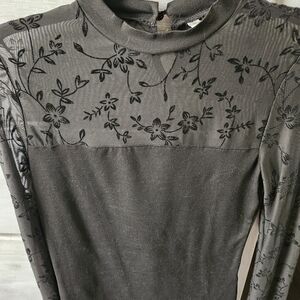 Women's Black Floral Mesh Long-Sleeve